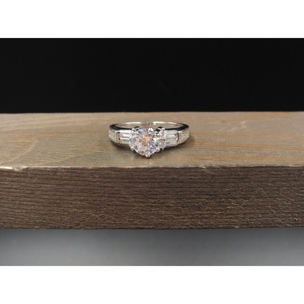 Size 8 Sterling Silver Bright Simple Clear CZ Gemstone Band Ring